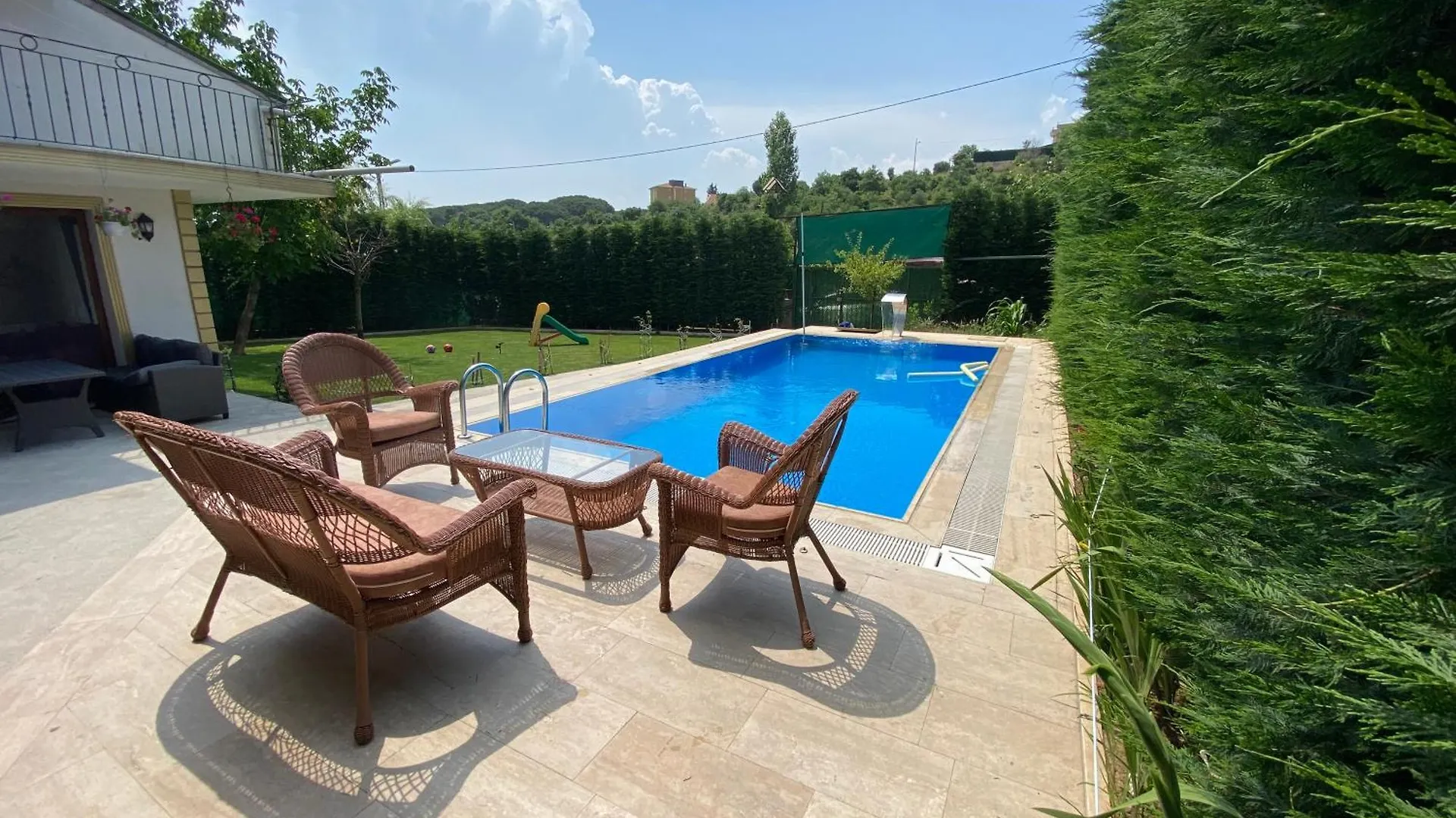 Beykozda Muestakil Havuzlu Tatil Evi Isztambul